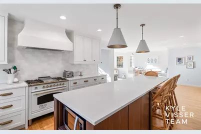 2730 Oakwood Drive SE, East Grand Rapids, MI 49506 - Photo 16