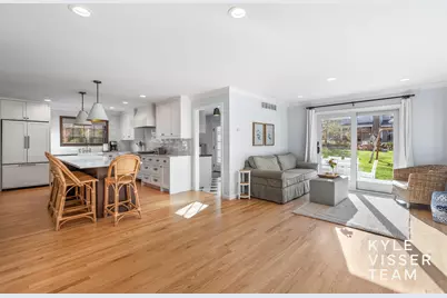 2730 Oakwood Drive SE, East Grand Rapids, MI 49506 - Photo 10