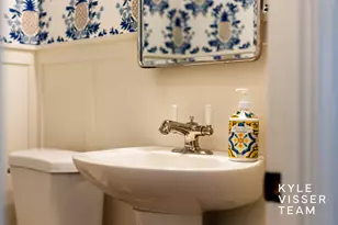 2730 Oakwood Dr SE, East Grand Rapids, MI 49506 - Photo 26