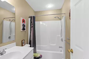 1387 W Harbour Towne Cir, Muskegon, MI 49441 - Photo 40