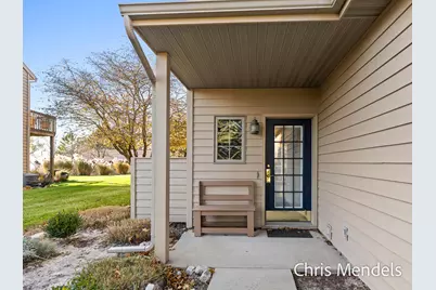 1387 W Harbour Towne Circle #231, Muskegon, MI 49441 - Photo 2