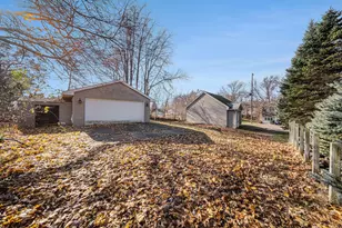 319 N Gorham, Jackson, MI 49202 - Photo 20