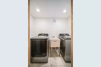 319 N Gorham, Jackson, MI 49202 - Photo 12