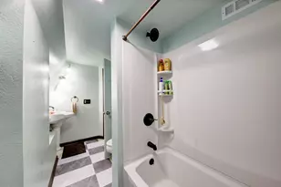 264 Ypsilanti St, Dundee, MI 48131 - Photo 18