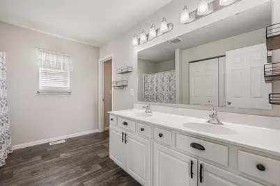 6880 High Meadow Drive, Hudsonville, MI 49426 - Photo 12