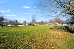 35520 Margurite Ln, Paw Paw, MI 49079 - Photo 20