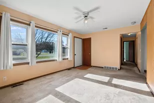 35520 Margurite Ln, Paw Paw, MI 49079 - Photo 2