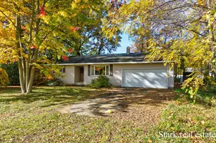 275 S 8th Ave, Fruitport, MI 49415 - Photo 1