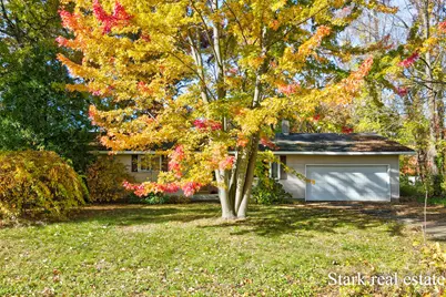 275 S 8th Avenue, Fruitport, MI 49415 - Photo 2