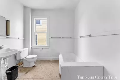 317 Elliott Avenue, Grand Haven, MI 49417 - Photo 22