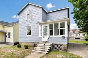 317 Elliott Ave, Grand Haven, MI 49417 - Photo 4