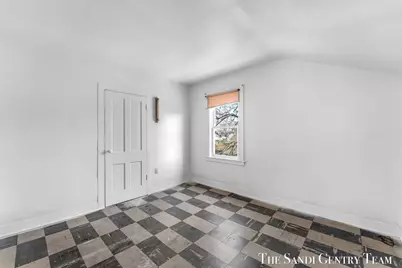 317 Elliott Avenue, Grand Haven, MI 49417 - Photo 32