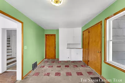 317 Elliott Avenue, Grand Haven, MI 49417 - Photo 20