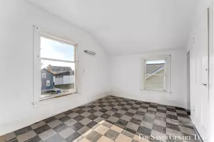317 Elliott Ave, Grand Haven, MI 49417 - Photo 28