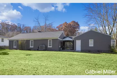 2444 Irene Avenue SE, Grand Rapids, MI 49546 - Photo 6