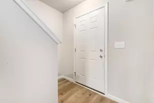 10025 Kearns Ct, Portage, MI 49024 - Photo 18