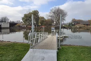 33505 Meldrum St, Chesterfield, MI 48047 - Photo 18