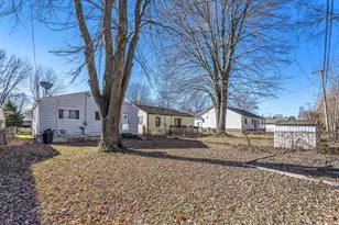 33505 Meldrum St, Chesterfield, MI 48047 - Photo 12