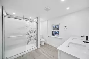 208 Bates St, Jackson, MI 49202 - Photo 24