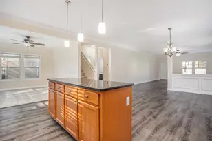 6107 Equestrian Woods Ct, Kalamazoo, MI 49009 - Photo 8