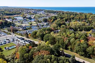 608 Kentucky Ave, South Haven, MI 49090 - Photo 22