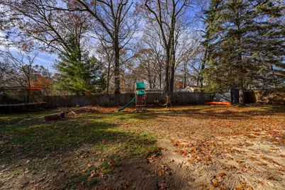 1325 Sumac Street, Muskegon, MI 49445 - Photo 6