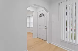 18031 Mendota St, Detroit, MI 48221 - Photo 2