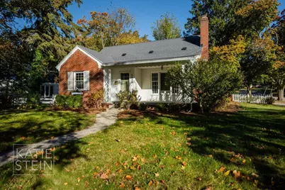 2635 Elmwood Drive SE, Grand Rapids, MI 49506 - Photo 4