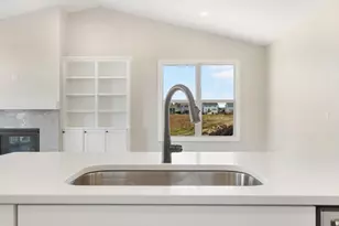 11905 Smithfield Dr, Holland, MI 49424 - Photo 28