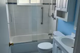 19436 Donna St, Livonia, MI 48152 - Photo 10