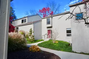 2134 Overlook Ct, Ann Arbor, MI 48103 - Photo 2