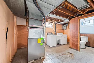 19720 Woodside St, Harper Woods, MI 48225 - Photo 18