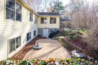 423 Fernwood Lane, Muskegon, MI 49442 - Photo 6