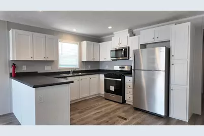 20803 Grandville Road #213, Big Rapids, MI 49307 - Photo 6