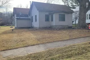 135 Millbrook Rd, Blanchard, MI 49310 - Photo 1