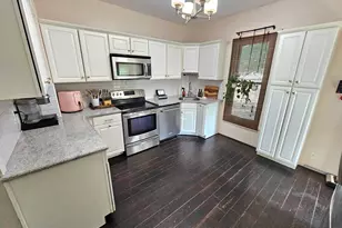 544 E Chicago St, Bronson, MI 49028 - Photo 6