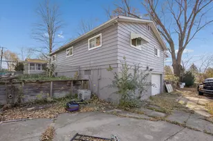 9470 Peck Rd, Greenville, MI 48838 - Photo 24