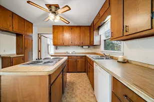 10733 Martz Rd, Ypsilanti, MI 48197 - Photo 6