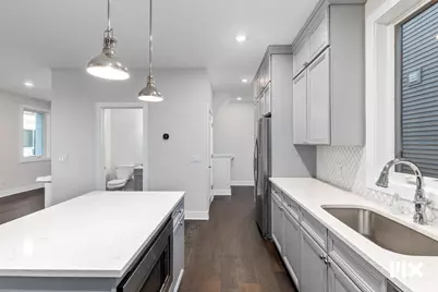 631 Fairview Avenue NE #2, Grand Rapids, MI 49503 - Photo 8