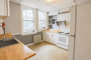 308 Ballard St, Ypsilanti, MI 48197 - Photo 2