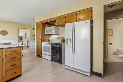 1350 Susan Drive, Saint Joseph, MI 49085 - Photo 12