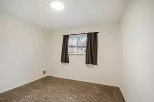 23628 Champaign St, Taylor, MI 48180 - Photo 16