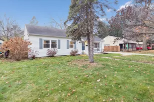 1710 Cedar St, Niles, MI 49120 - Photo 2