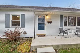 1710 Cedar St, Niles, MI 49120 - Photo 6