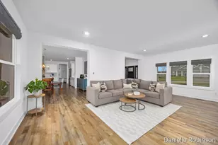 3361 Box Elder Dr, Jenison, MI 49428 - Photo 8