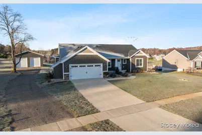 11791 Crystal Ridge Drive NE, Sparta, MI 49345 - Photo 2