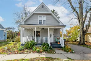 537 N Main St, Berrien Springs, MI 49103 - Photo 2