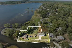 301 Birch Dr, Muskegon, MI 49445 - Photo 2