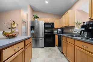 7366 Maplelawn Dr, Ypsilanti, MI 48197 - Photo 14