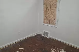 17955 Charest St, Detroit, MI 48212 - Photo 10